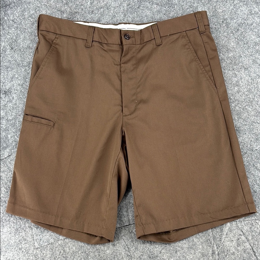 United Parcel Service Shorts 34 Men’s UPS